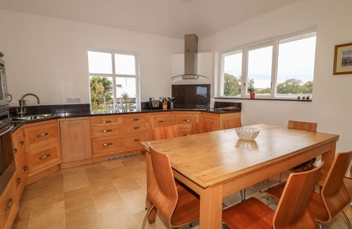 Newtownards Cottage | THE HIDE, family friendly, country holiday cottage in Newtownards