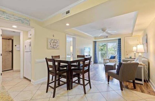 North Litchfield Beach Condo | The Hideaway at Pawleys