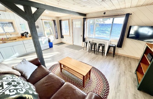 Burnham Cabin | The Hideout - Just Steps to the Beach!
