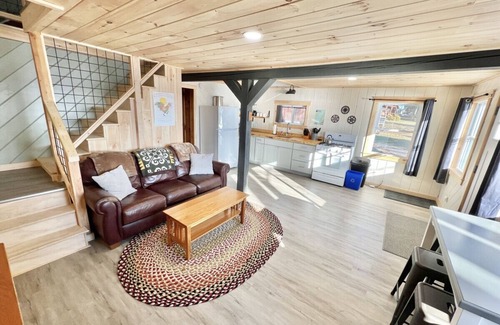 Burnham Cabin | The Hideout - Just Steps to the Beach!