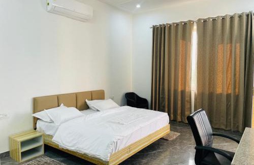 Chomu Hotel | The Hill View - Swimming Pool & Resort