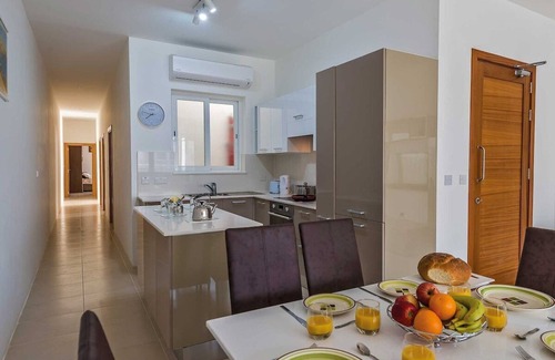 Marsalforn Apartment | The Hillock North E9