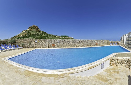Marsalforn Apartment | The Hillock Penthouse South B14