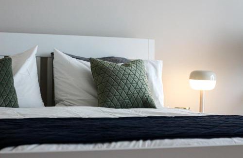 Kilcarbery House | The Hive - Luxury Ensuite Room - Full Privacy as only room on the top floor!
