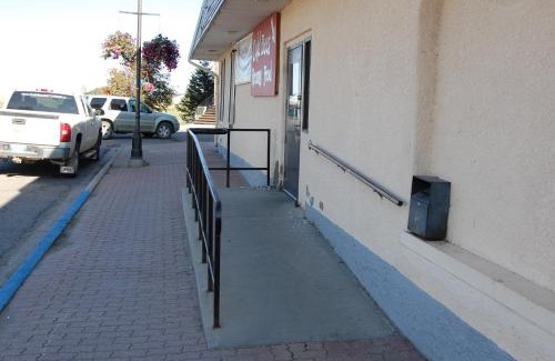 Boissevain Hotel | The Home Hotel
