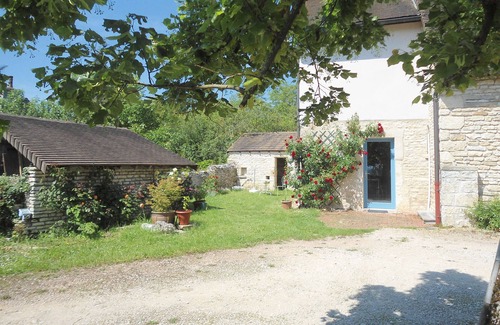 Saint-Boil Cottage | 'The house' in Gîtes 'Le Haut de Collonge' near Cluny/Taizé/Cormatin