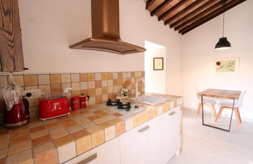 Monticchiello Apartment | The house in the village - Angelica apartment - Vald'Orcia