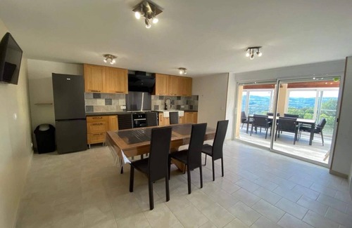 Saint-Laurent-d'Olt Cottage | The House of Jules