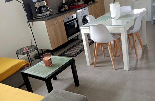 Lesparre-Medoc House | The House of Happiness