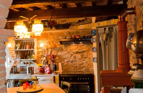 Buti House | The house of memories: a plunge into nature and the past