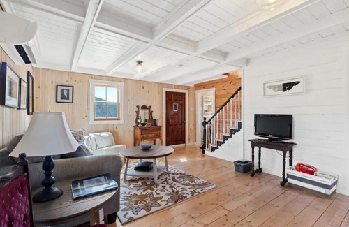 Terra Nova House | The Howard House Daniels Cove