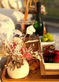 Mount Vincent Hotel | The Hunter Valley Star Gazing BubbleHotel
