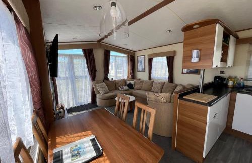 Camber House | The Hurleys 8 Berth AV10 At Camber Sands