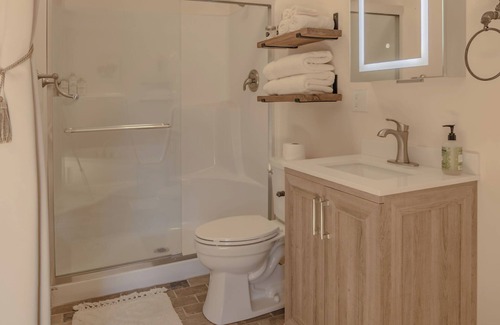 Whitley City Bed & Breakfast | The Inn at Beulah Farm - The Garden
