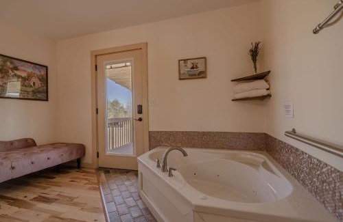 Whitley City Bed & Breakfast | The Inn at Beulah Farm - The Barn