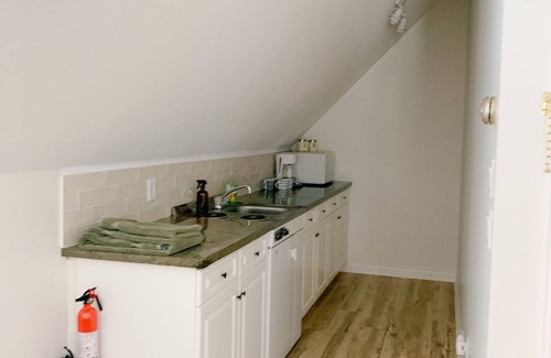 Salmon Arm Bed & Breakfast | The Inn at the Ninth Hole B&B