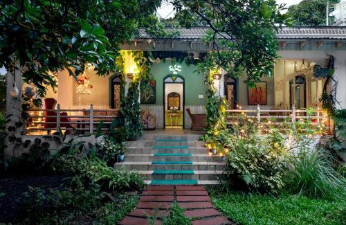 Mapusa Bed & Breakfast | The Inner Temple, Moira