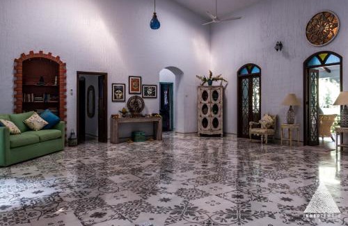 Mapusa Bed & Breakfast | The Inner Temple, Moira