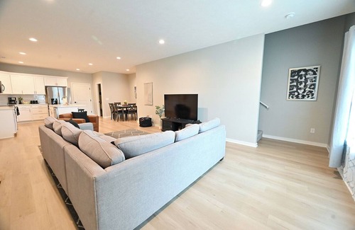 Lincoln House | The Iron Ore House, BRAND NEW!