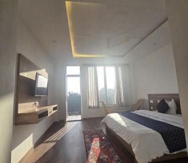 Sidhpur Hotel | The Jungle Hut