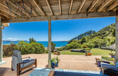 Kaeo Apartment | The Kereru's Nest. Overlooking the wonderful Tauranga Bay beach