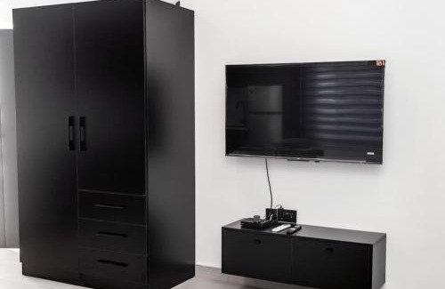 Accra Apartment | The Kottage Studio Apartment A