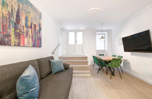 Kreuzberg Apartment | The Lachmann Group Apartment, 2BR, one living room, 2 bathrooms, family friendly, 4 - 7 Guests