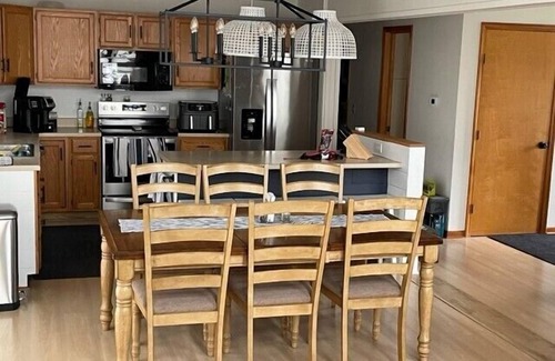Apple River House | The Lake Place at Apple Canyon Lake