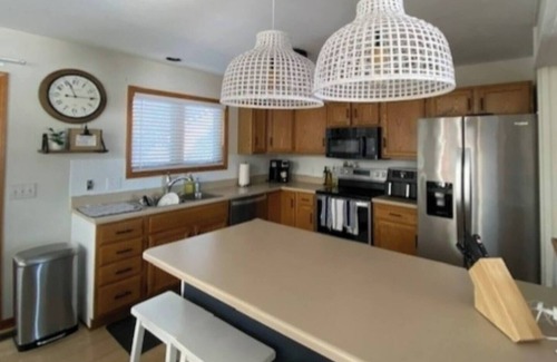 Apple River House | The Lake Place at Apple Canyon Lake