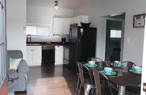 Hillsboro Apartment | The Lakehouse by Historic Red Rooster