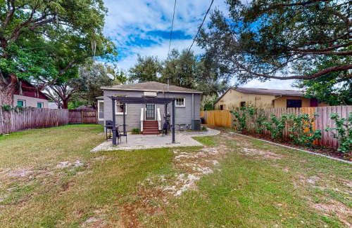 Dixieland House | The Lakeland House