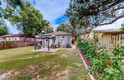 Dixieland House | The Lakeland House