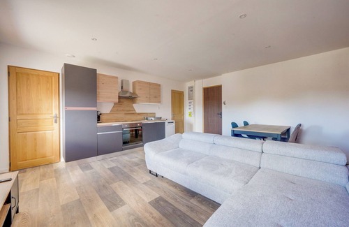 Saint-Ciers-sur-Gironde Apartment | The lands of the estuary