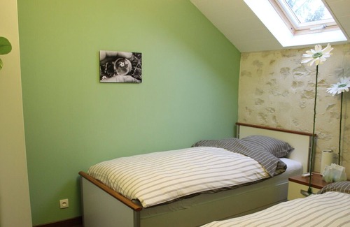 Landreville House | The large holiday home, charming cottage for 6 people