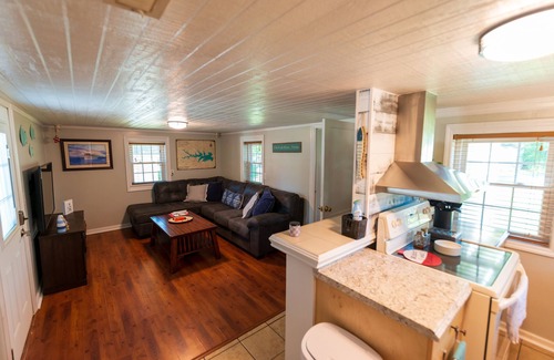 Hollands Landing House | The Last Resort at Martins Landing