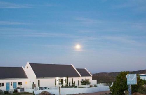 St. Helena Bay Apartment | The Lazy Daisies Lofts