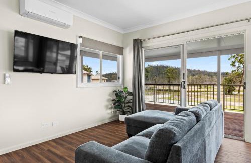 Lake Conjola Resort | The Leaning Oak Holiday Lifestyles - Lake Conjola