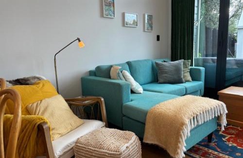 Snells Beach House | The Lighthouse - Boathouse Bay