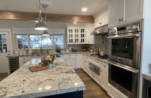 Cedar Glen House | The Lily Pond Cottage, Lake Arrowhead, CA