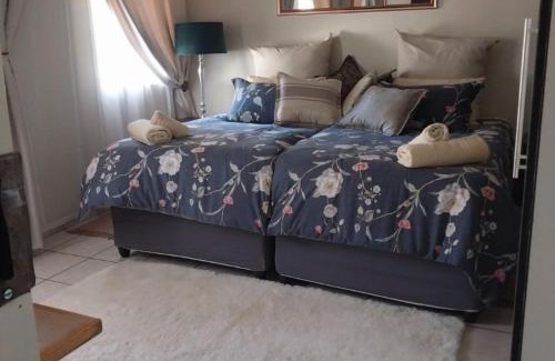 Waterkloof Glen House | The Lion Room at Frederick's Place