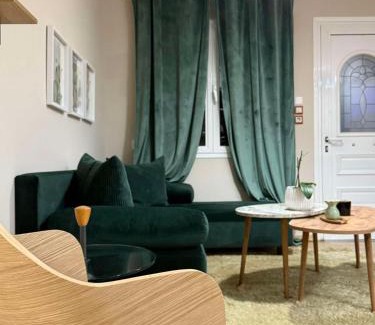 Nestos House | The Little Blooming House