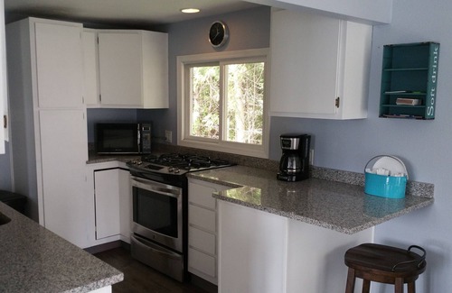 Fond du Lac House | The Little Lake House - Private/Secluded Pennisula - Lake Winnebago
