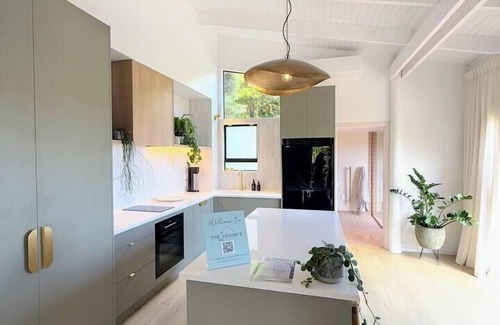 Piha House | The Little Louise's of Piha