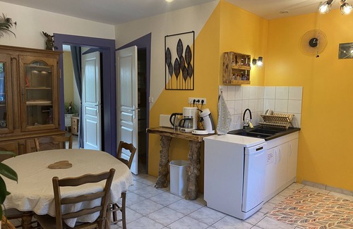 Pont-de-Poitte Apartment | The little pot of the lake