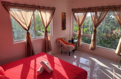 Piaye Bed & Breakfast | The Local Experience - Kalbas Suite