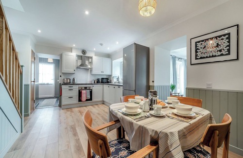 Isle of Seil Cottage | The location sits beside the Atlantic bridge, offering uninterrupted sea views.