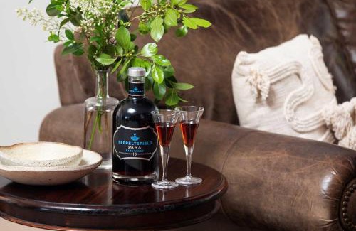 Seppeltsfield Bed & Breakfast | The Lodge at Seppeltsfield