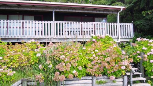 Wilson Bay Resort | The Lodge At Te Rawa