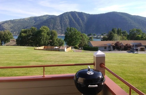 Wapato Point Condo | The Lodge At Wapato Point Resort-Lake Chelan, Manson WA - 1 BDR UPPER FLOOR Unit
