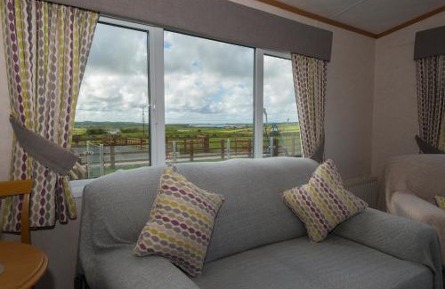 Rhosybol House | The Lodge